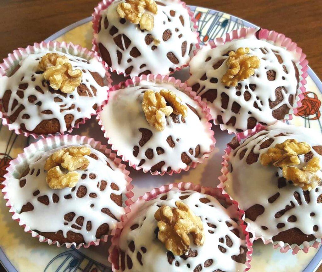 Nigella Lawson's Chocolate Banana Muffins (Makes 12) The Fat Foodie